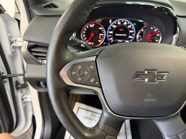 Used 2023 Chevrolet Traverse Premier w/ Redline Edition AWD/4WD image 17