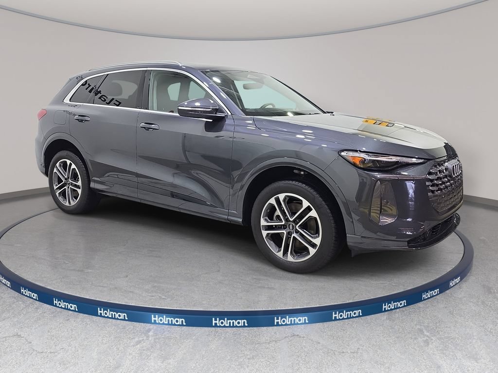 Used 2025 Audi Q5 Premium w/ Premium Plus AWD/4WD image 5