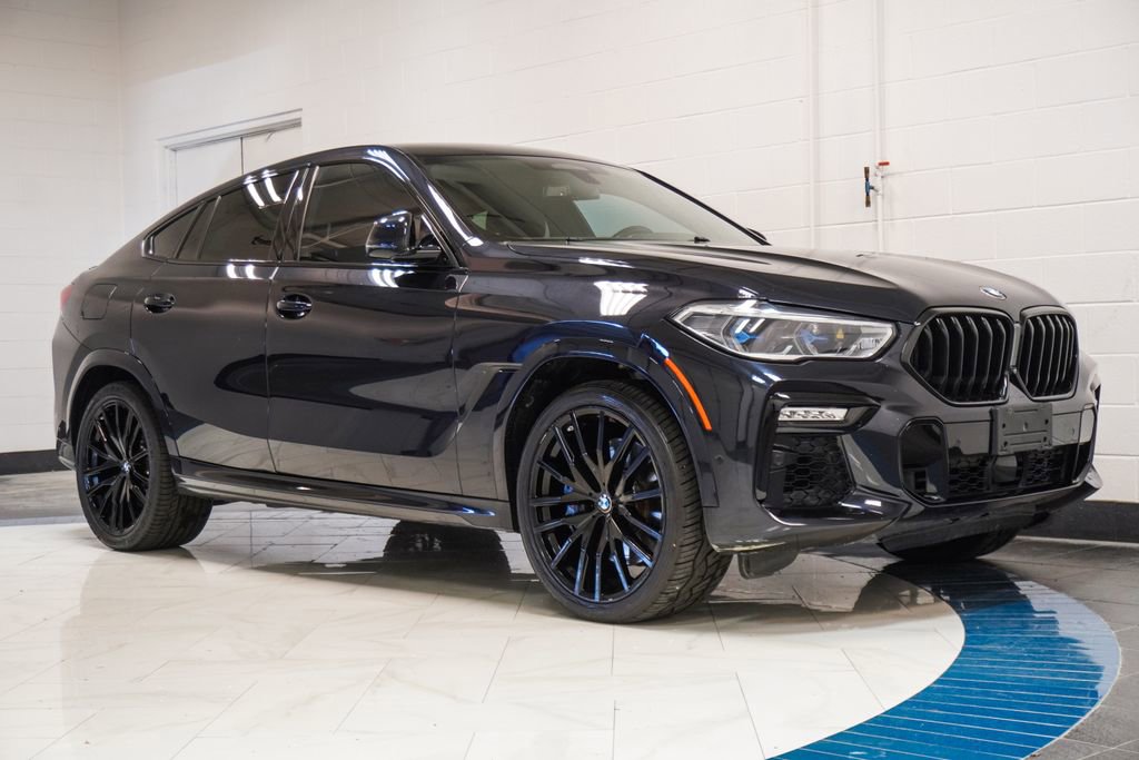 Used 2021 BMW X6 M50i w/ Executive Package image 5