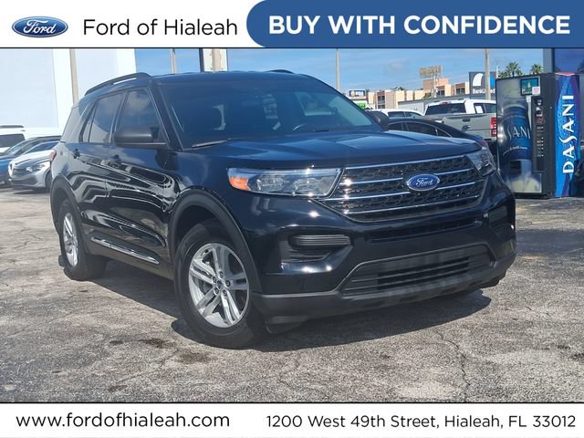 Used 2024 Ford Explorer XLT RWD image 1