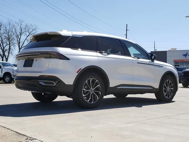 New 2026 Lincoln Nautilus Premier image 9