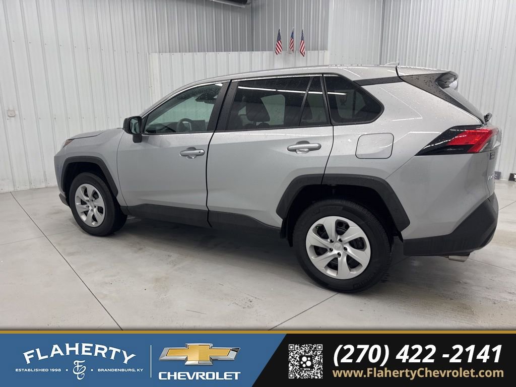 Used 2024 Toyota RAV4 LE image 6