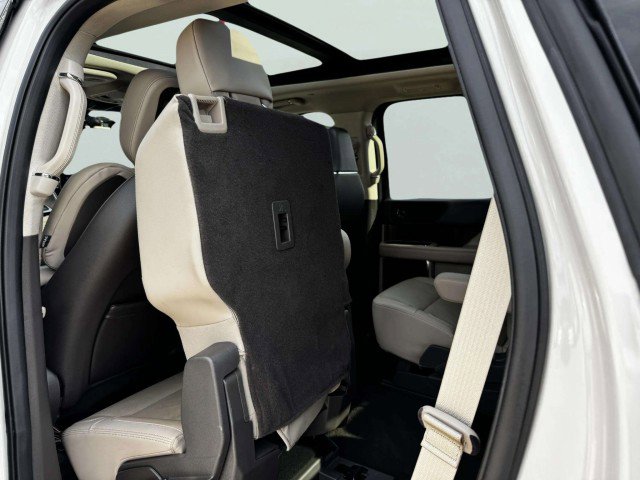 Used 2023 Lincoln Navigator Reserve image 39