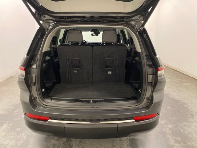 Used 2022 Jeep Grand Cherokee L Limited AWD/4WD image 43