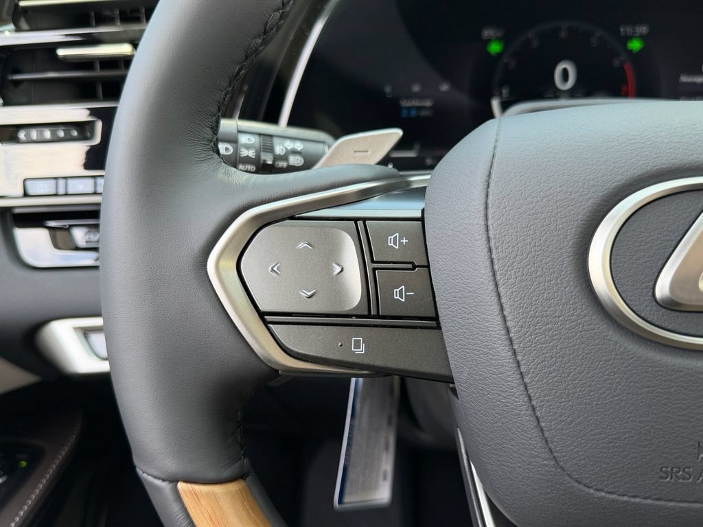 New 2026 Lexus RX 350 AWD image 16