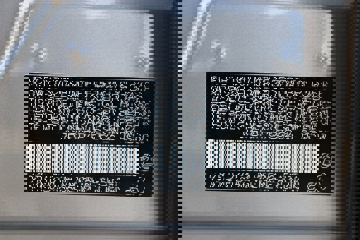 Used 2018 Lexus LS 500 w/ Interior Upgrade Package image 76