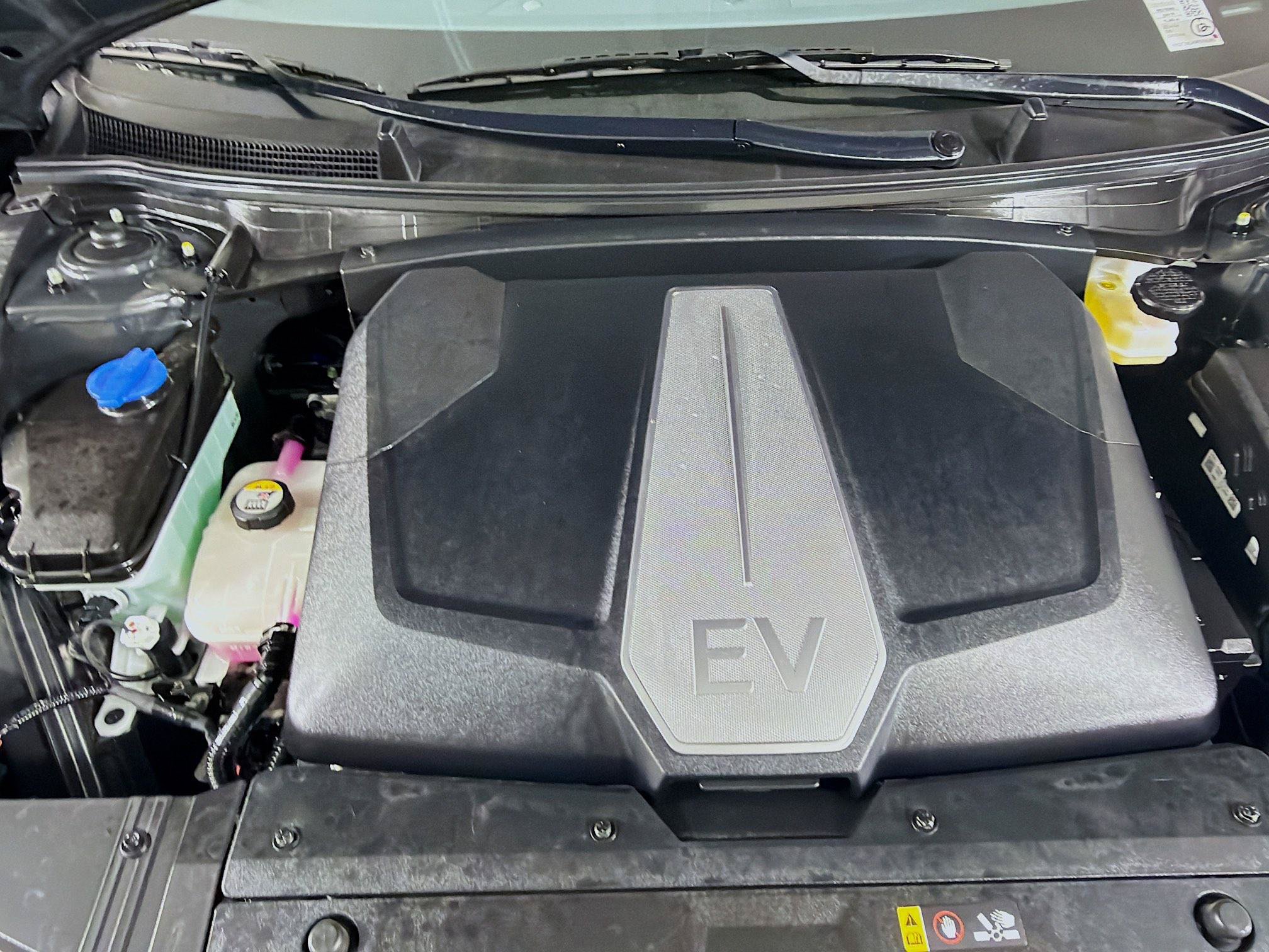 Used 2024 Kia EV6 Wind RWD image 33