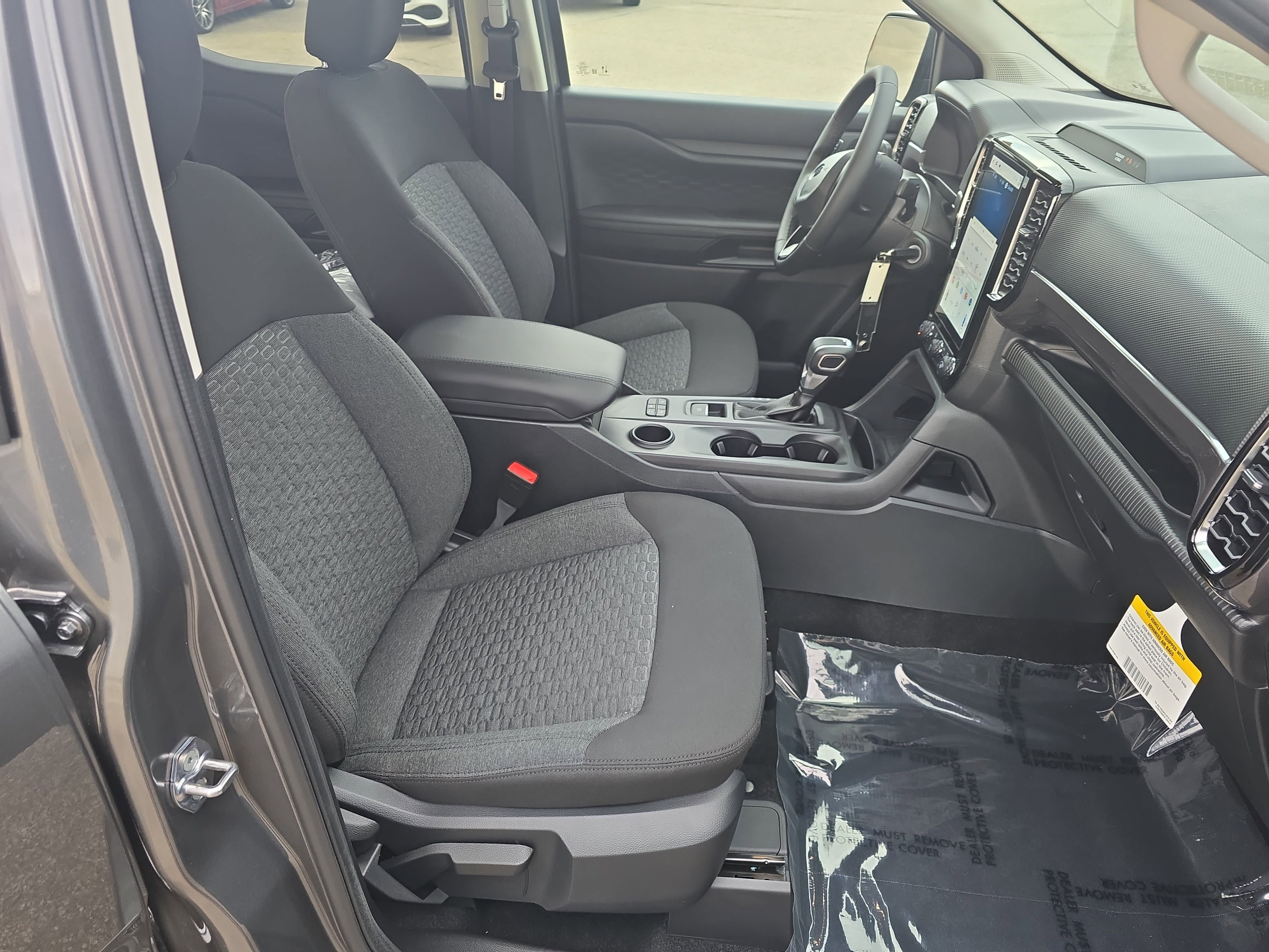 New 2026 Ford Ranger XLT w/ Black Appearance Package RWD image 10