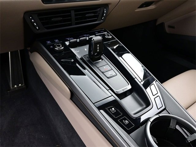 Certified 2025 Porsche 911 Carrera image 11