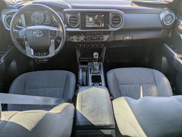 Used 2017 Toyota Tacoma TRD Off-Road image 19