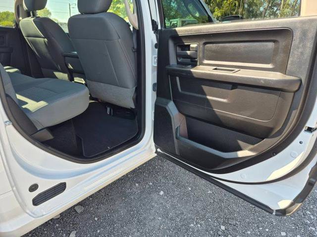 Used 2015 RAM 1500 Express image 16