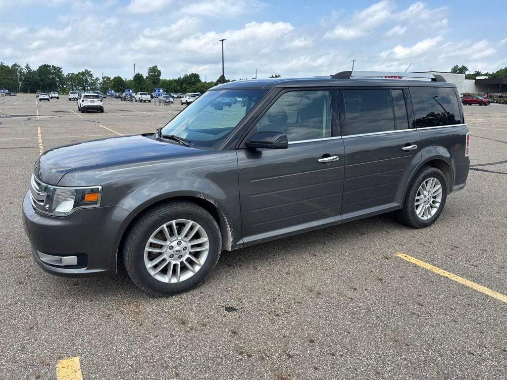 Used 2018 Ford Flex SEL w/ Class III Trailer Tow Package AWD/4WD image 5