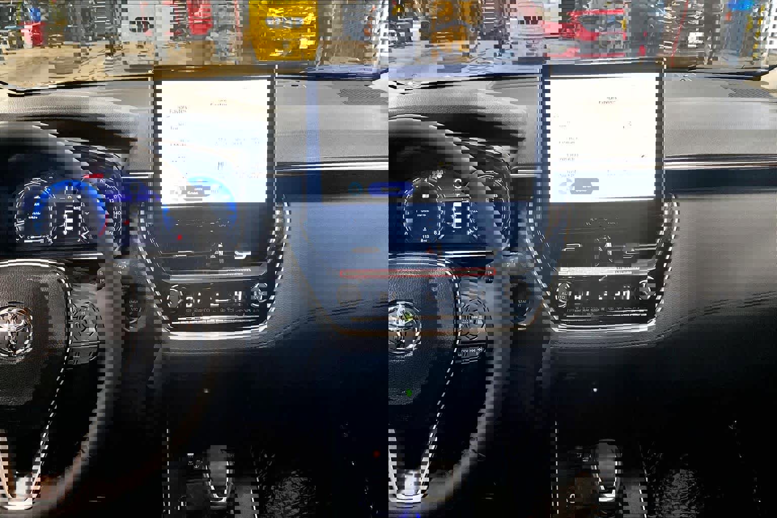 Used 2026 Toyota Corolla Cross XLE w/ Convenience Package image 7