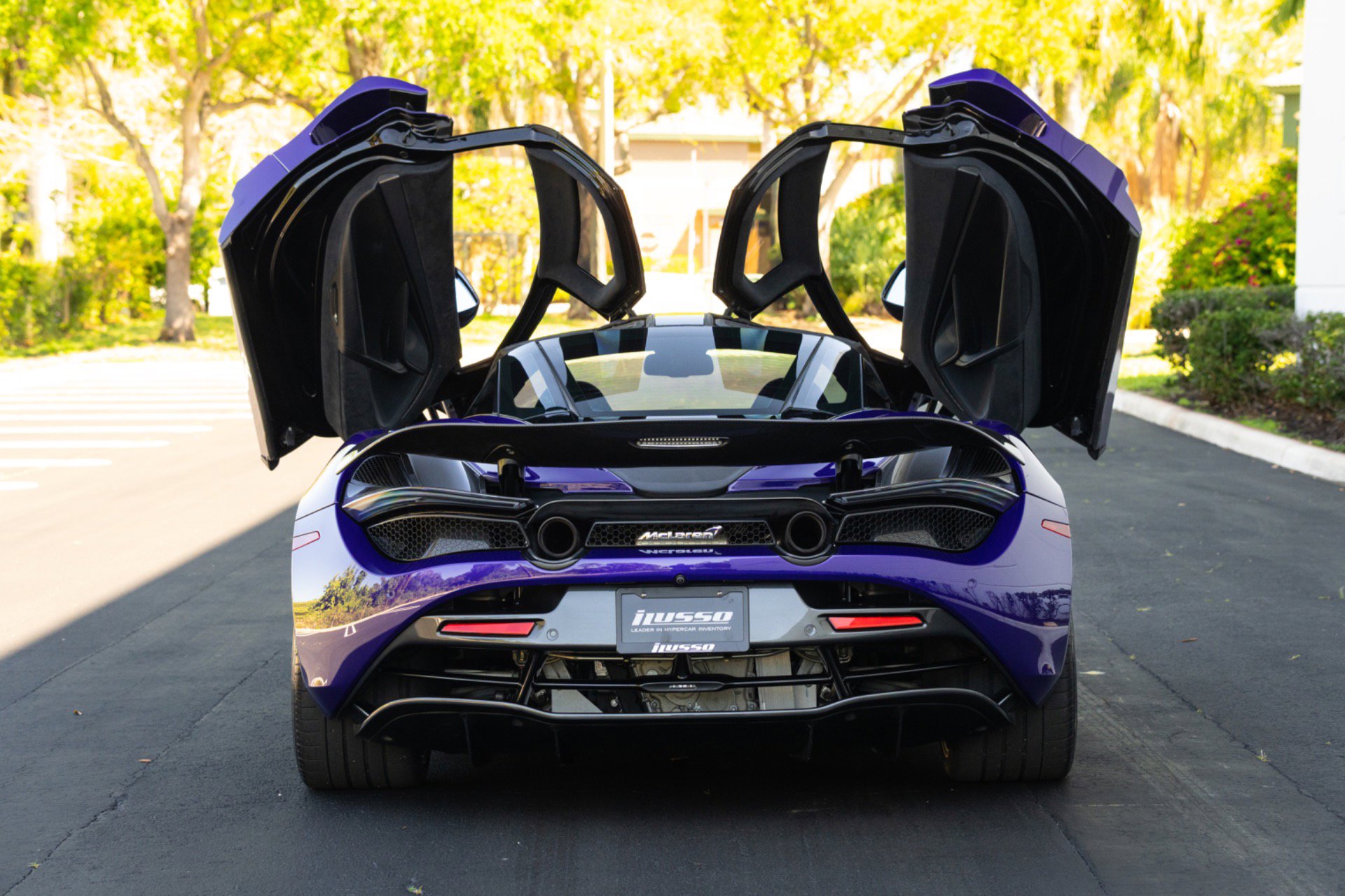 Used 2020 McLaren 720S image 3