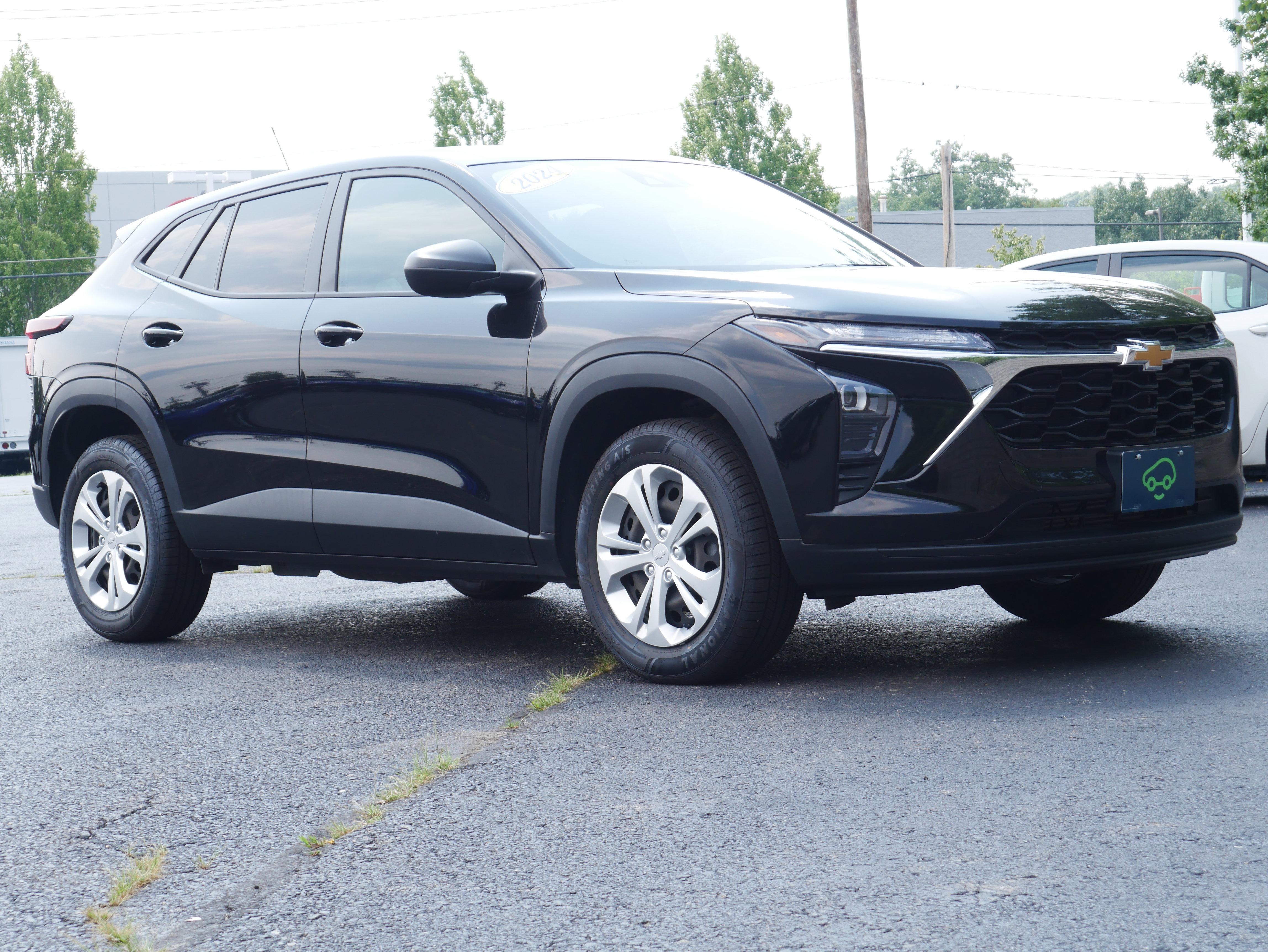 Certified 2024 Chevrolet Trax LS FWD image 9