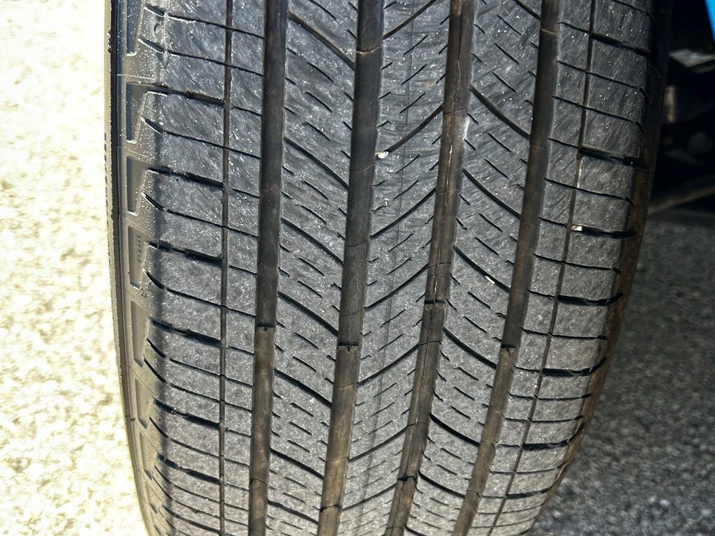 Used 2024 Chevrolet Equinox LT image 47