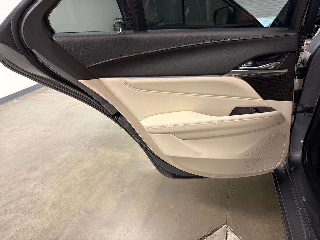 Used 2021 Cadillac CT4 Premium Luxury RWD image 26