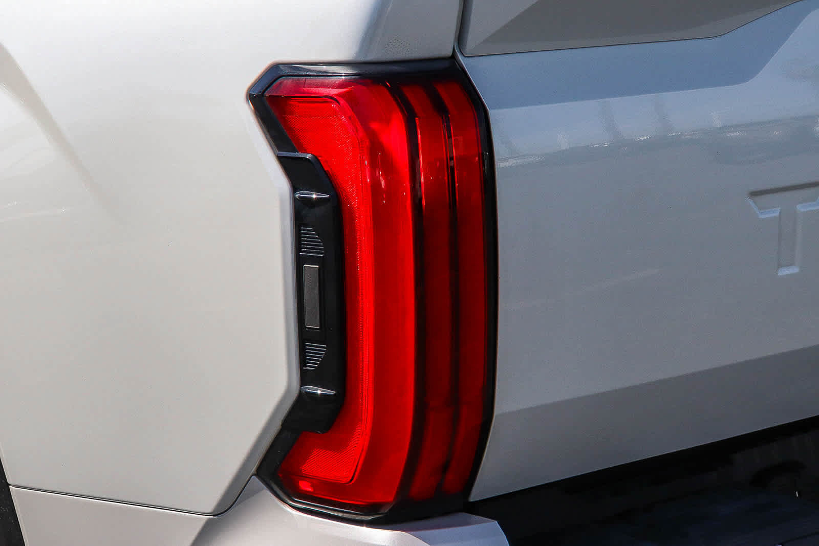 Used 2023 Toyota Tundra Limited image 9