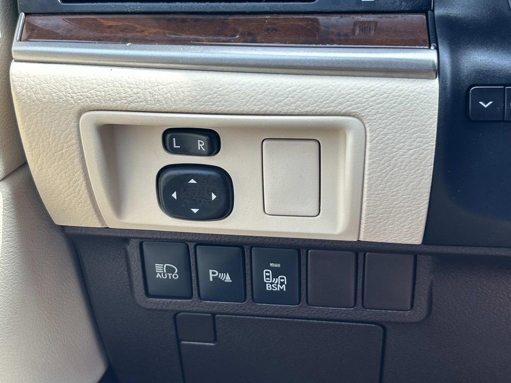 Used 2018 Lexus ES 350 w/ Navigation System Package FWD image 33