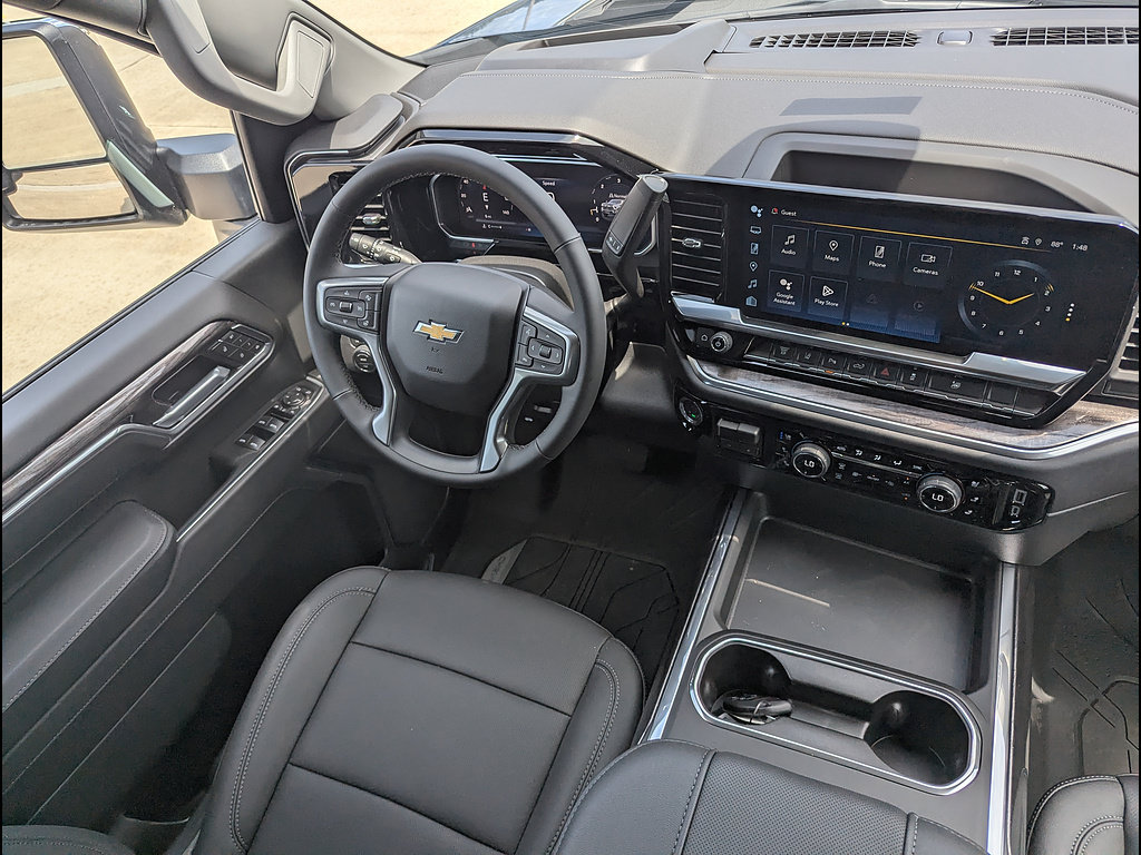 New 2026 Chevrolet Silverado 3500 LTZ w/ LTZ Convenience Package AWD/4WD image 20