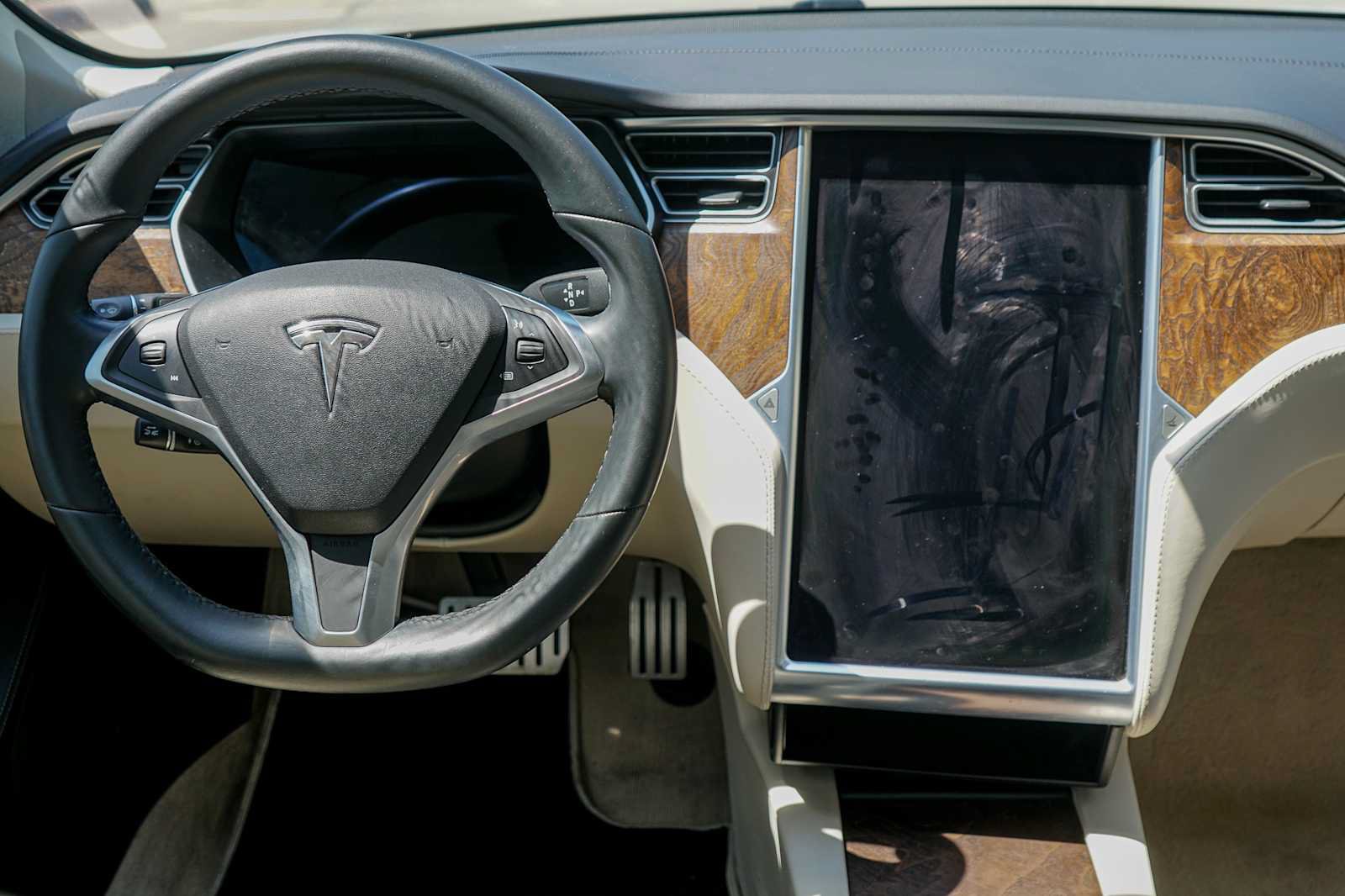 Used 2017 Tesla Model S 75D AWD/4WD image 19