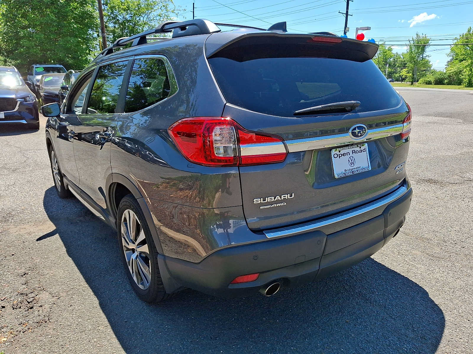Used 2022 Subaru Ascent Limited w/ Technology Package AWD/4WD image 4