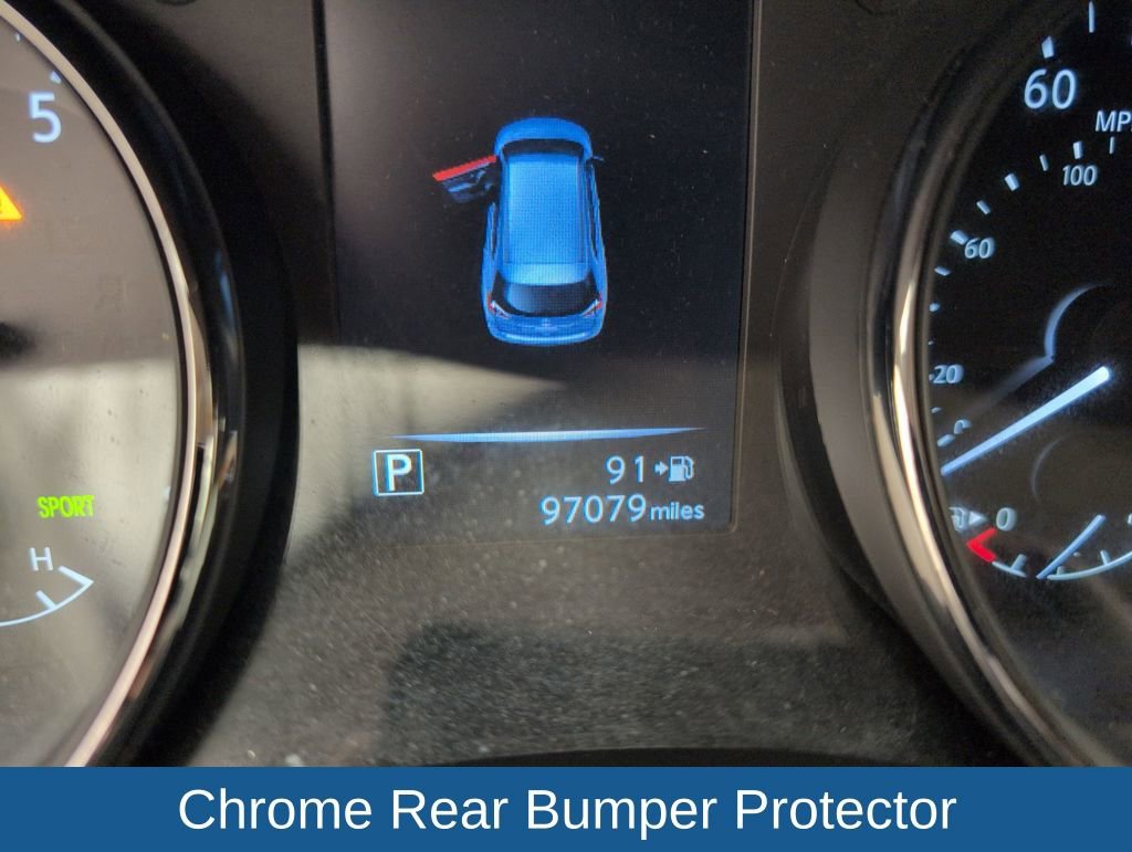 Used 2017 Nissan Rogue SV w/ SV Premium Package image 24