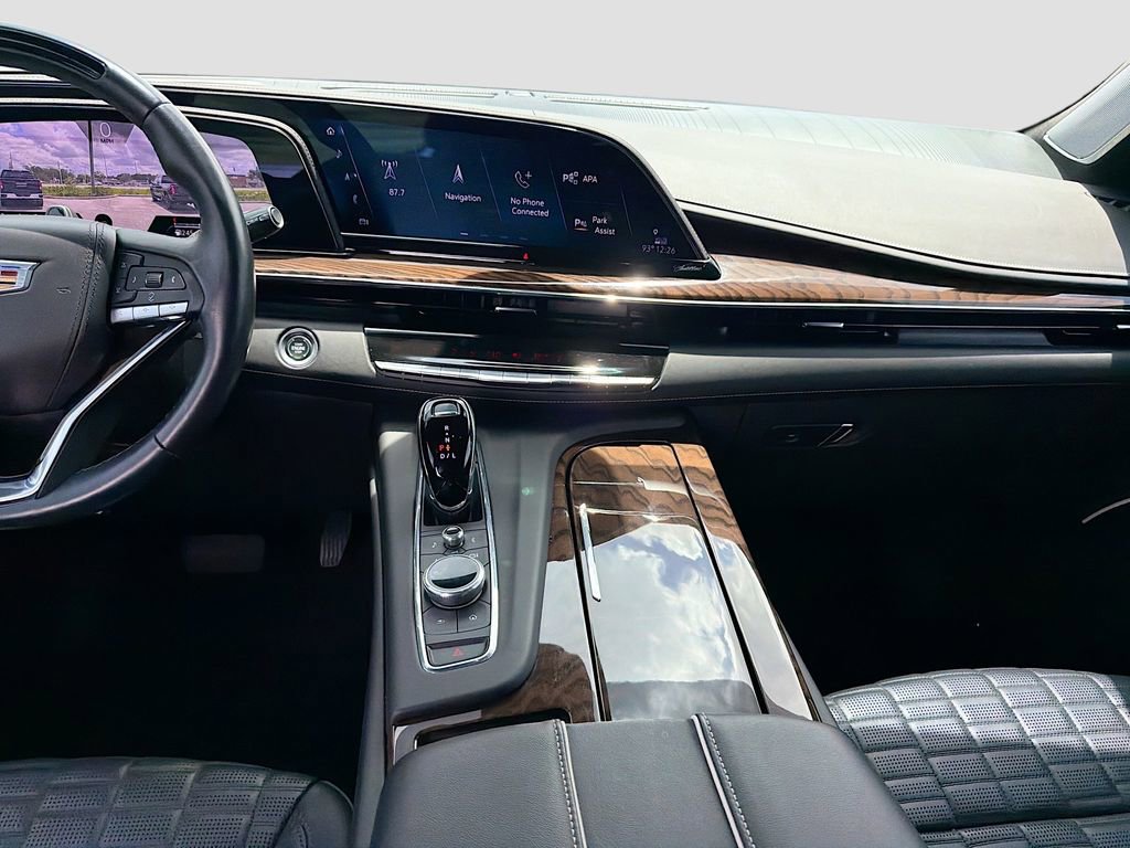 Used 2024 Cadillac Escalade ESV Sport Platinum w/ Heavy-Duty Trailer Package AWD/4WD image 20