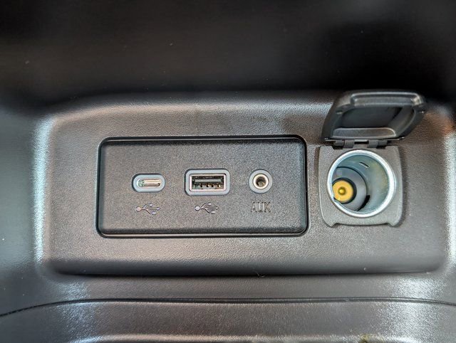 Used 2024 Chevrolet Equinox LS image 25