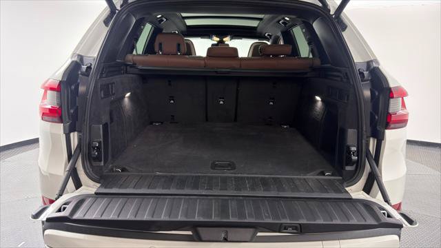 Used 2019 BMW X5 xDrive40i w/ Premium Package 2 AWD/4WD image 17