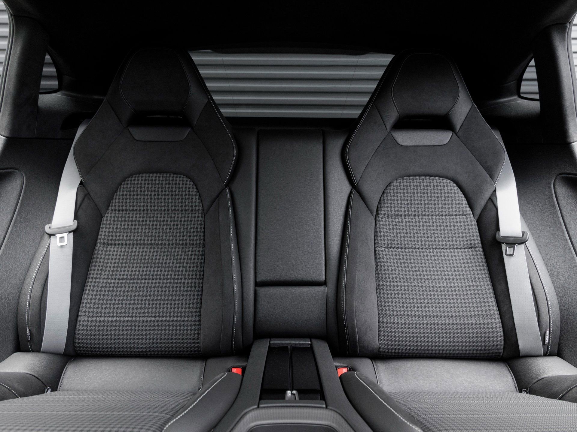 Certified 2025 Porsche Panamera Turbo S image 27