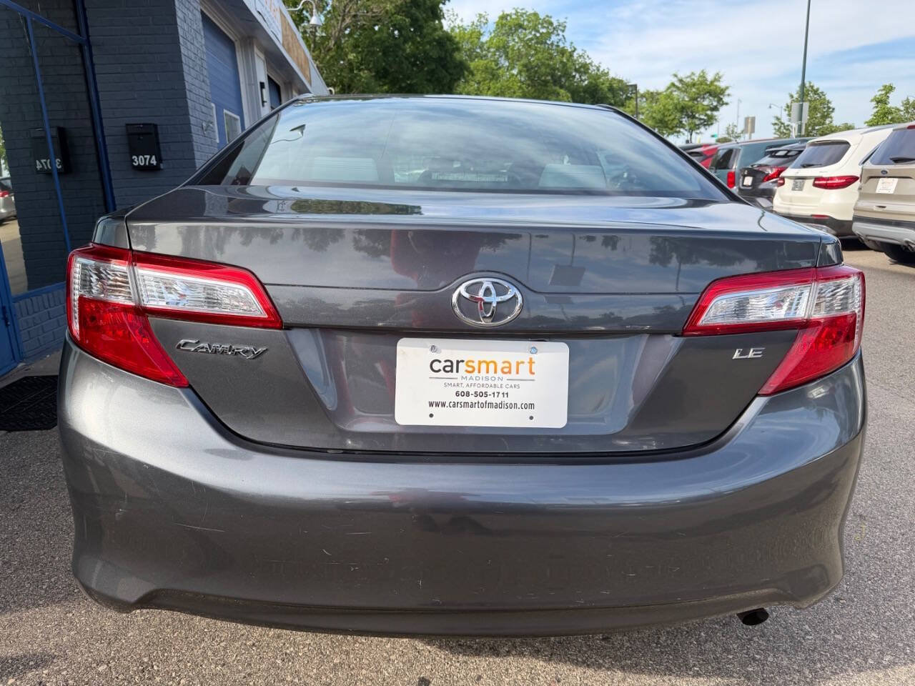 Used 2012 Toyota Camry LE w/ Preferred Accessory Pkg FWD image 8