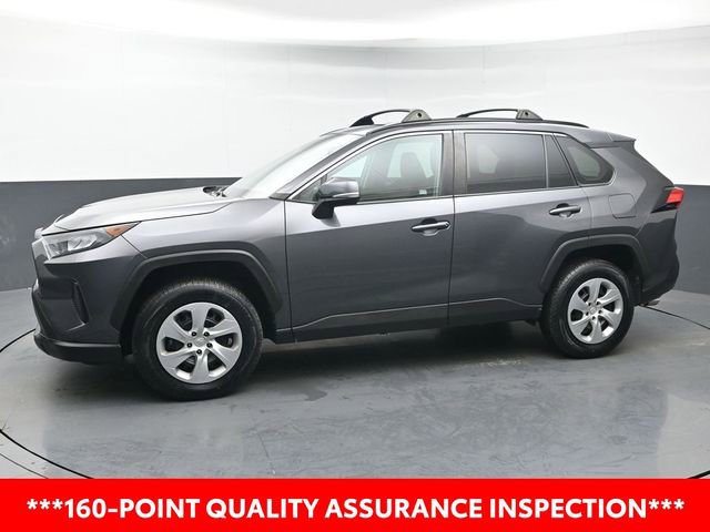 Used 2021 Toyota RAV4 LE AWD/4WD image 2
