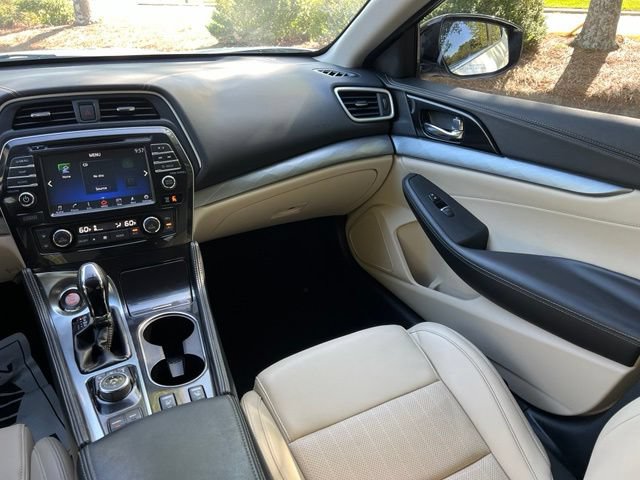 Used 2017 Nissan Maxima 3.5 SV w/ Dynamic Package FWD image 28