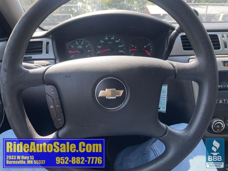 Used 2009 Chevrolet Impala Police FWD image 19