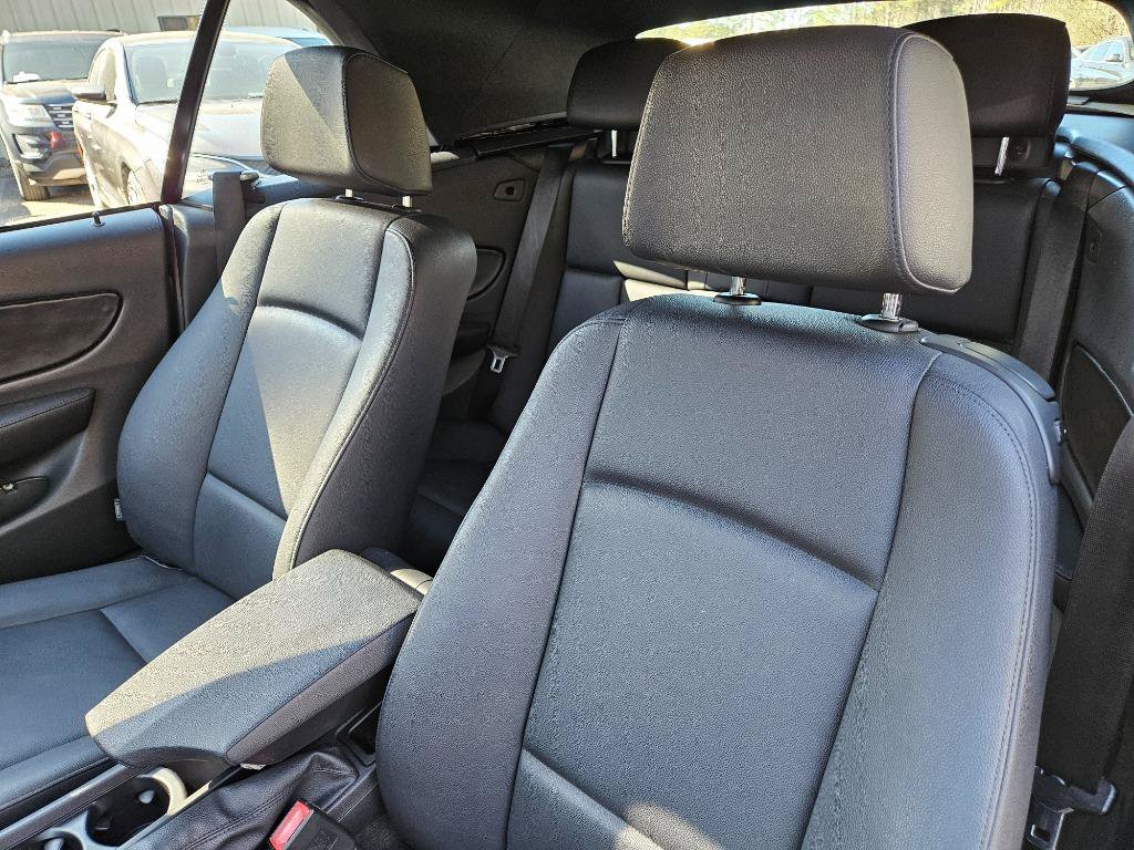 Used 2013 BMW 128i Convertible RWD image 17