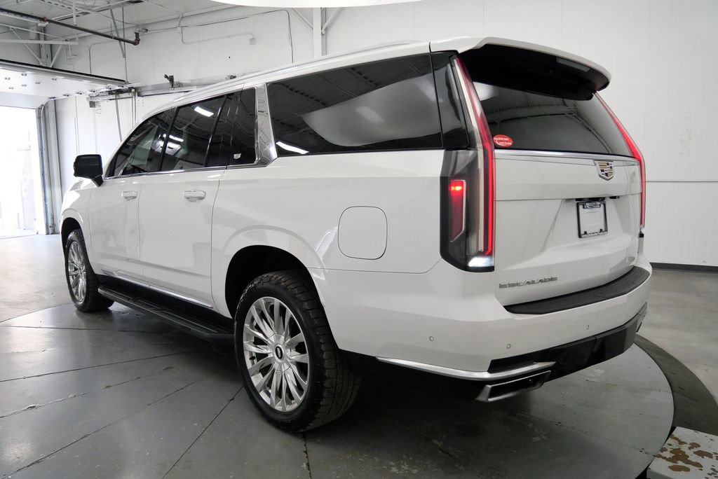 Used 2021 Cadillac Escalade ESV Premium Luxury AWD/4WD image 5