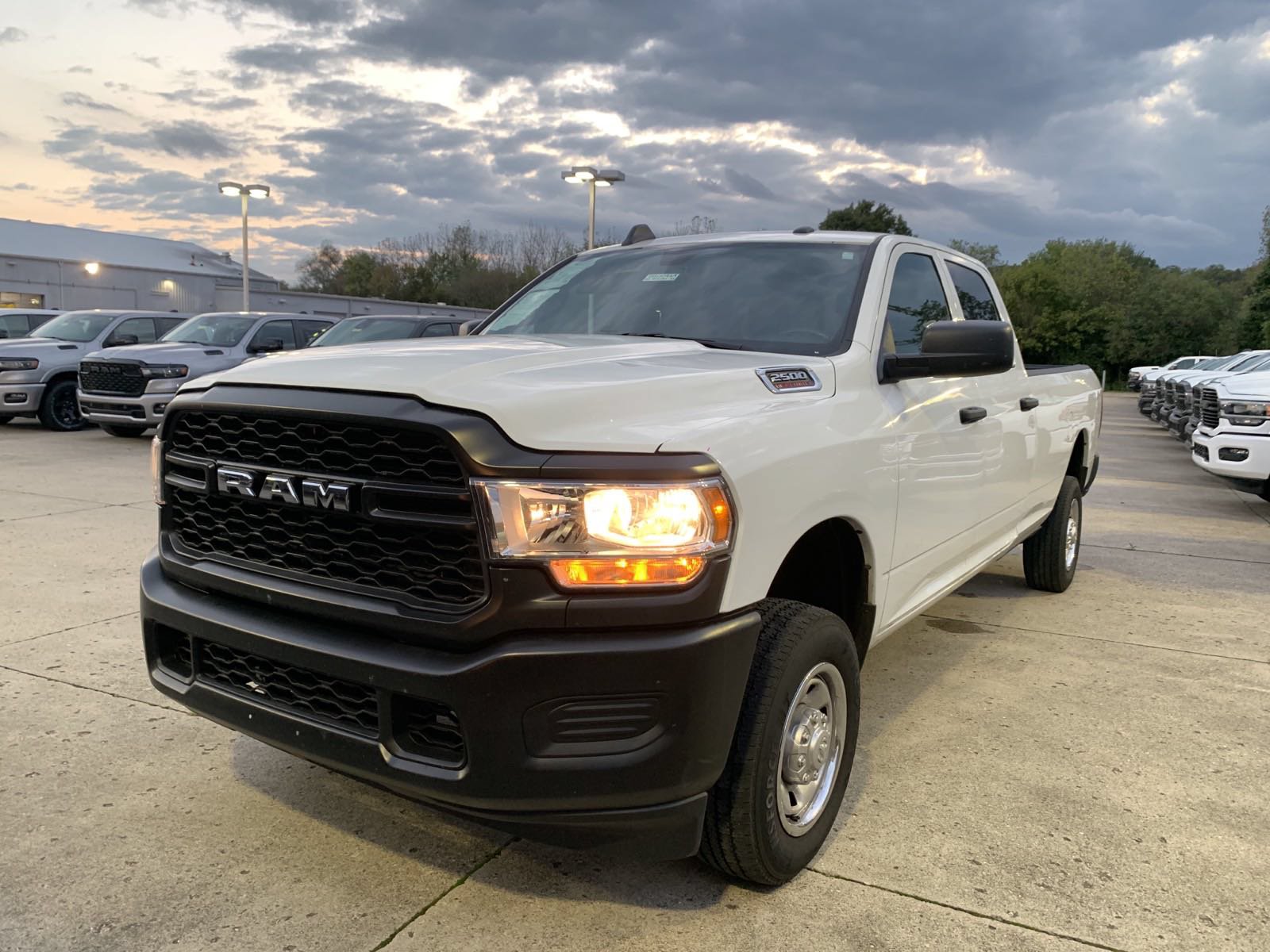 Used 2022 RAM 2500 Tradesman AWD/4WD image 10