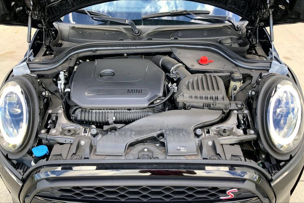 Used 2023 MINI Cooper S w/ Signature Upholstery Package FWD image 10