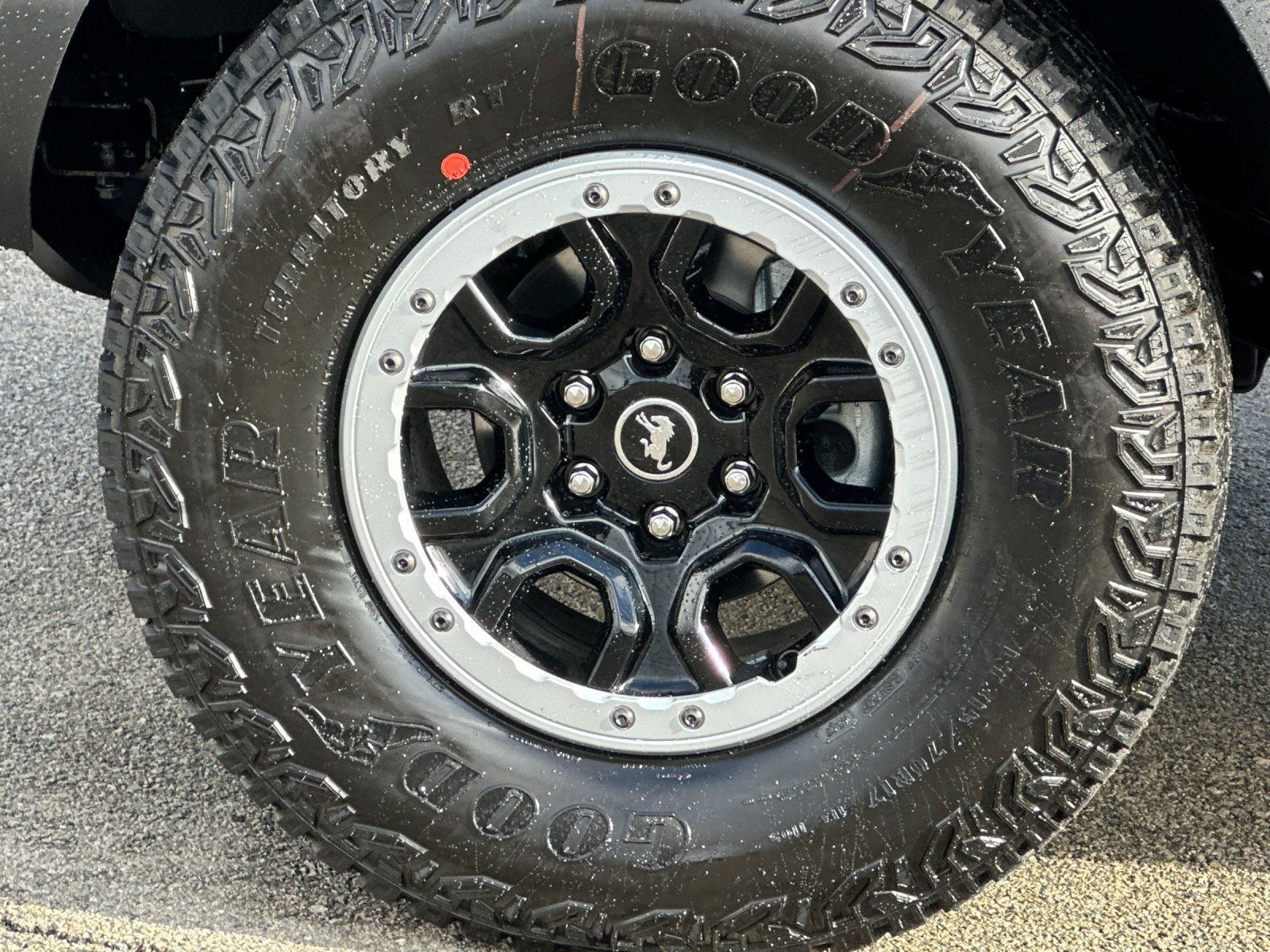 New 2025 Ford Bronco Badlands w/ Sasquatch Package AWD/4WD image 32
