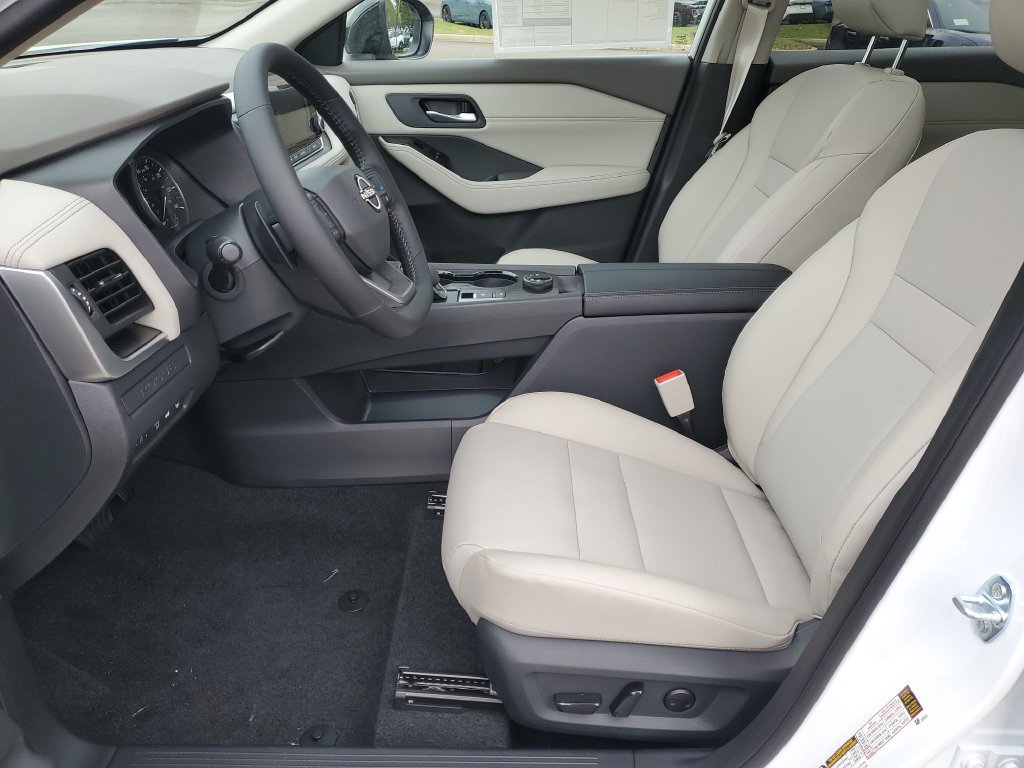 New 2026 Nissan Rogue Dark Armor AWD/4WD image 21