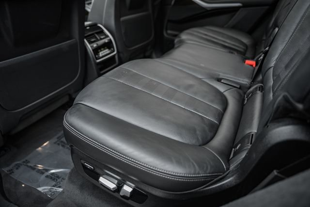Used 2020 BMW X7 xDrive40i w/ Cold Weather Package image 37