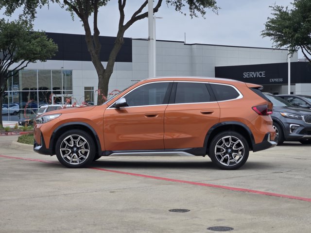 Used 2023 BMW X1 xDrive28i w/ Premium Package AWD/4WD image 4