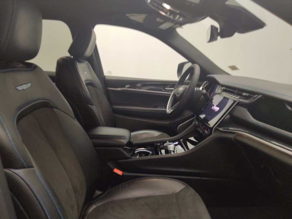 Used 2022 Jeep Grand Cherokee Trailhawk image 21