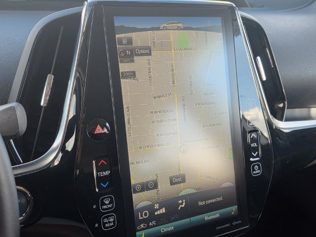 Used 2021 Toyota Prius Prime XLE w/ Carpet Mat Package (TMS) FWD image 19