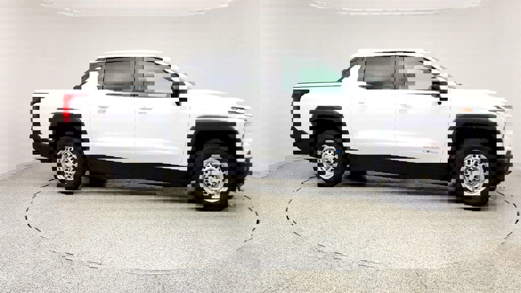 Used 2024 Chevrolet Silverado EV W/T AWD/4WD image 4