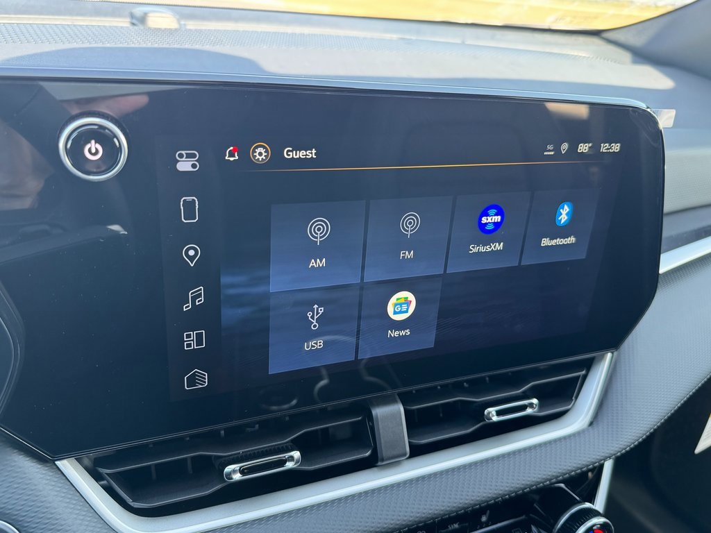 New 2026 Chevrolet Equinox LT w/ Convenience Package II image 23