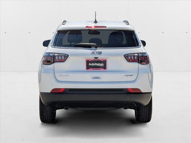 New 2025 Jeep Compass Latitude image 8