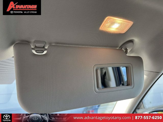 Used 2024 Toyota Grand Highlander AWD image 36