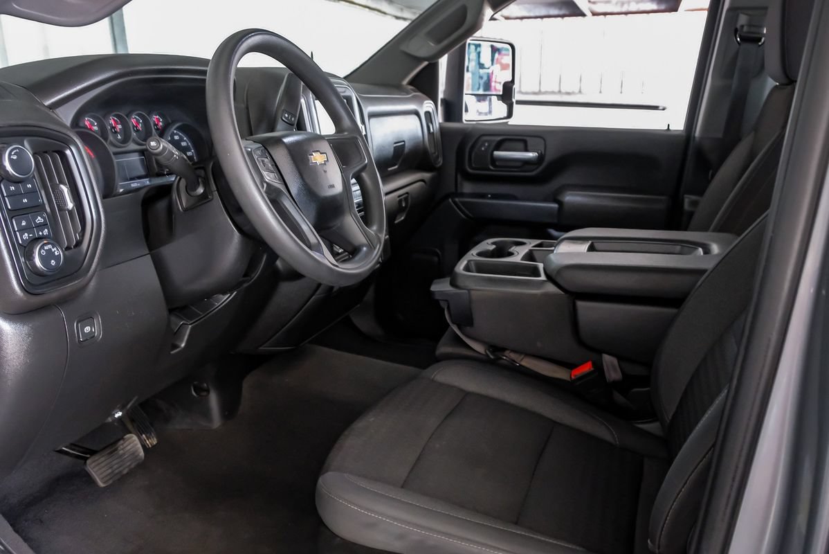 Used 2024 Chevrolet Silverado 2500 Custom w/ Custom Value Package AWD/4WD image 15